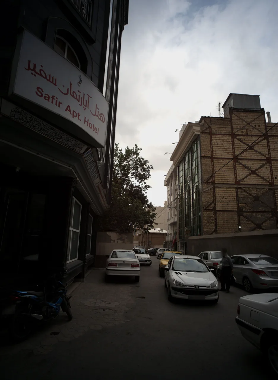 هتل آپارتمان سفیر