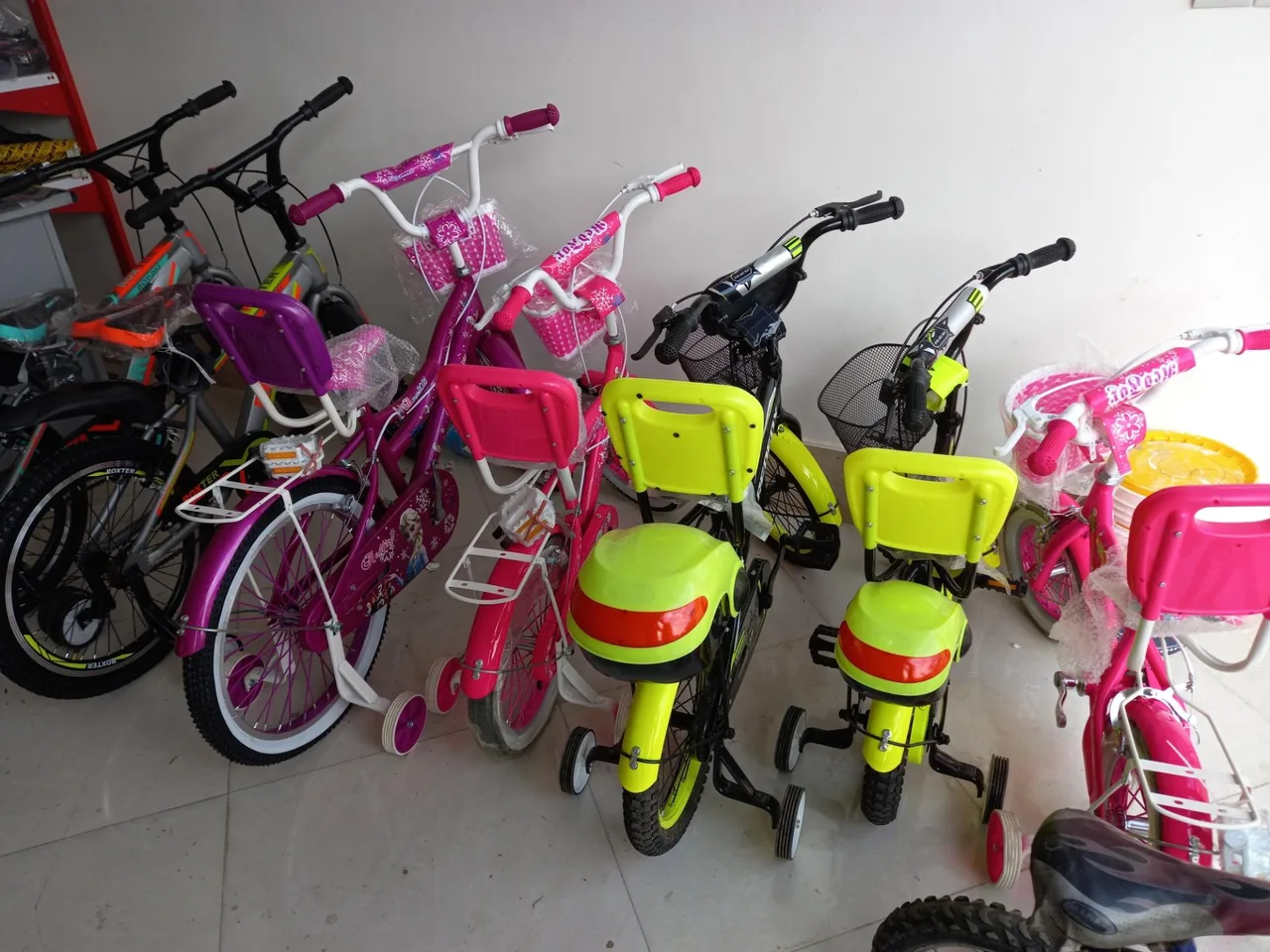 تعمیرگاه و فروشگاه دوچرخه المپیک - تصویر 2