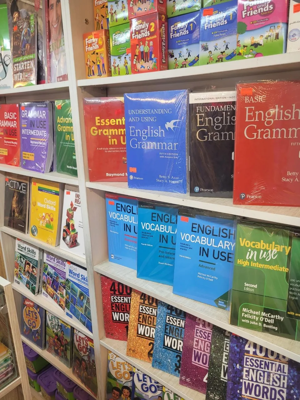 کتاب ققنوس - تصویر 2
