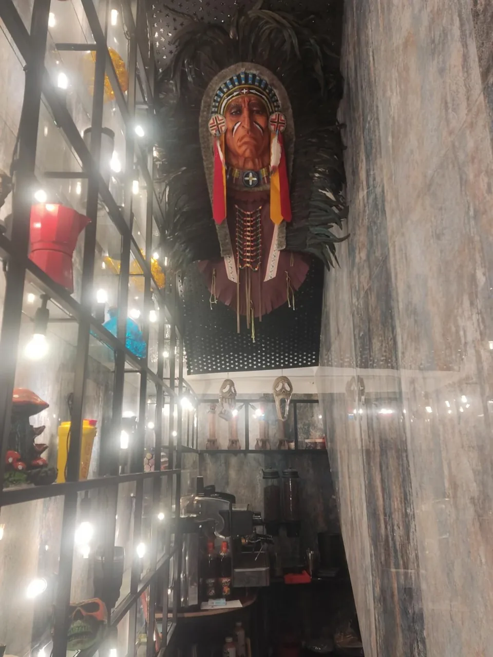 کافه ریل - تصویر 2