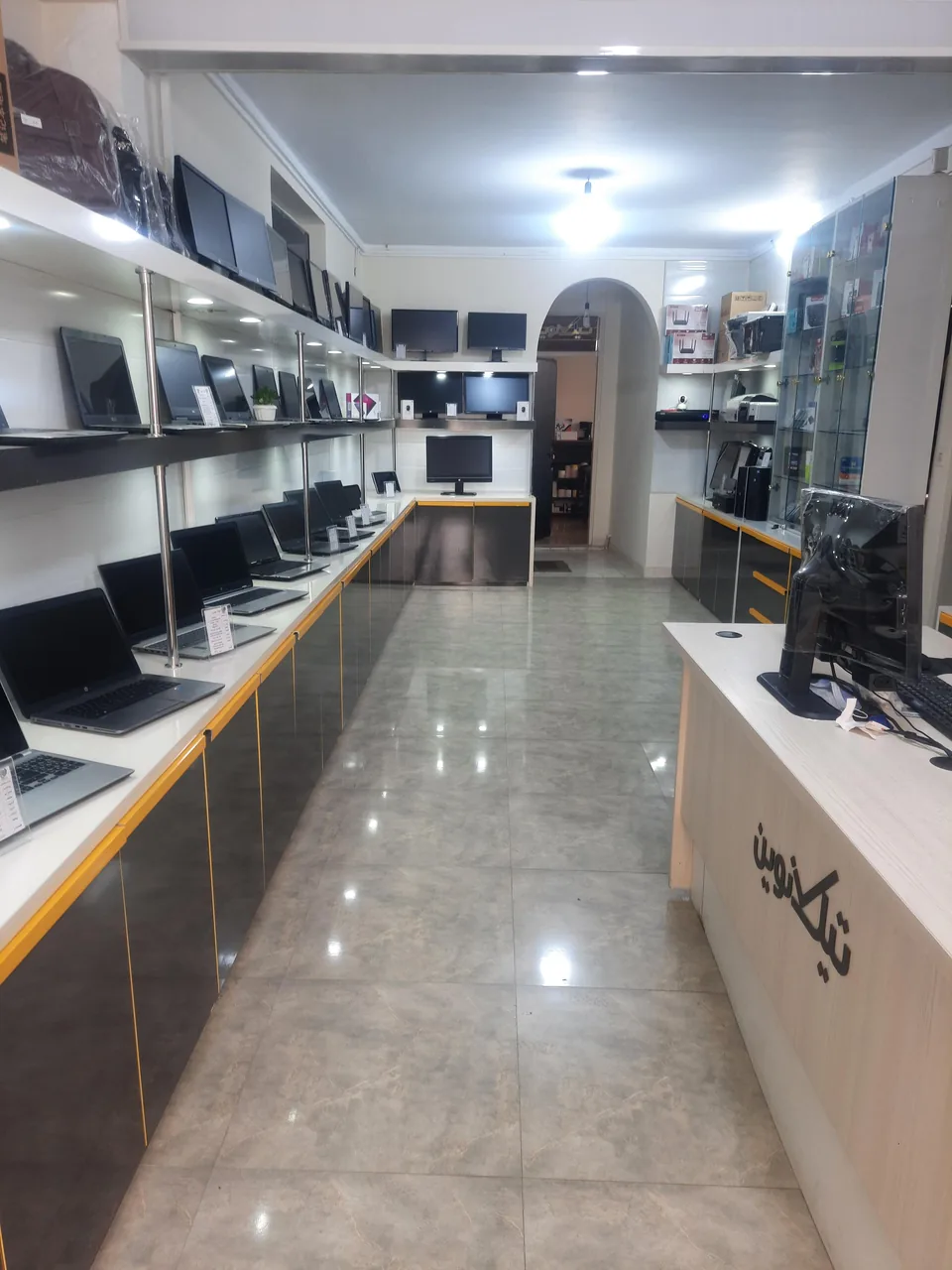 احسان بیات - کامپیوتر و لپ‌تاپ در همدان - تصویر 2