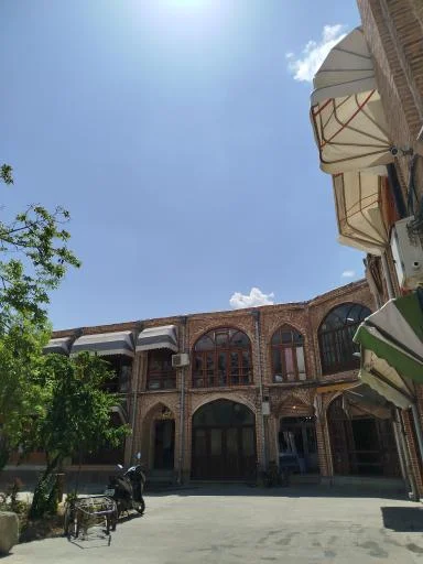 سرای درب عباس