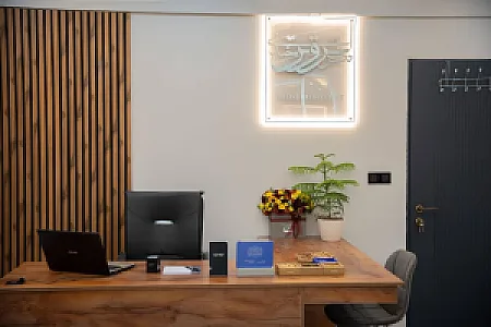 مطب دکتر سروش مختاری متخصص پروتز و ایمپلنت دندان