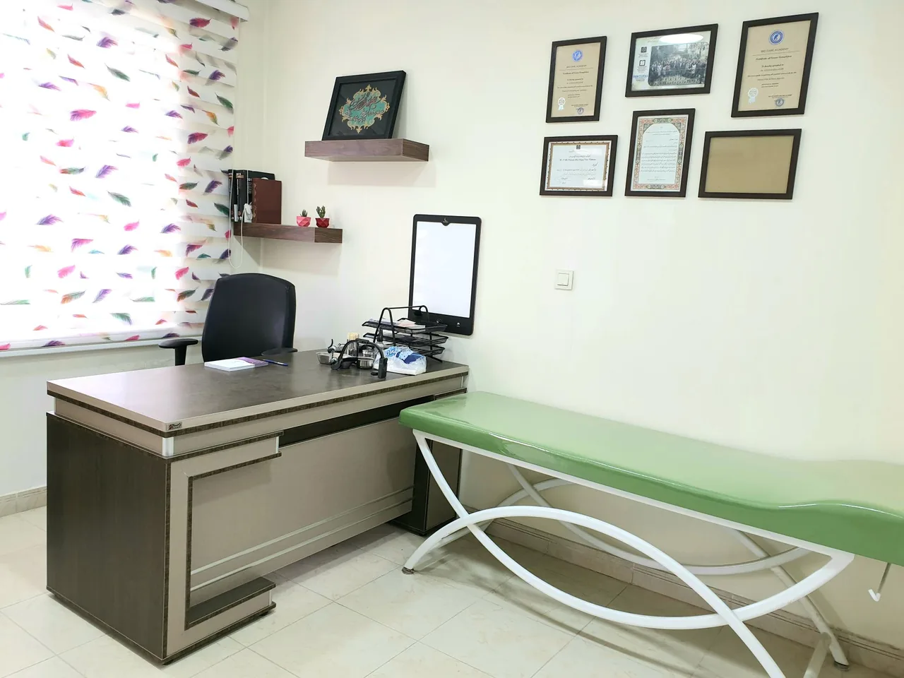 کلینیک گوش حلق بینی دکتر عاطفه خالقی - تصویر 2