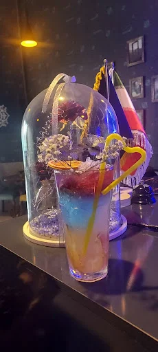 کافی شاپ شیمدی