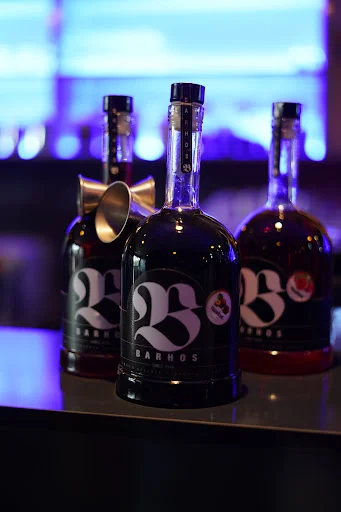 کافی شاپ شیمدی