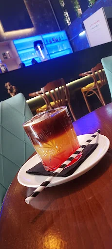 کافی شاپ شیمدی