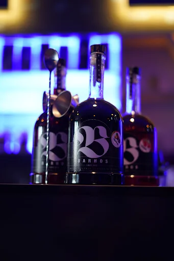 کافی شاپ شیمدی