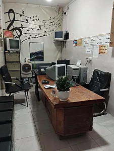 کافی نت مقداد