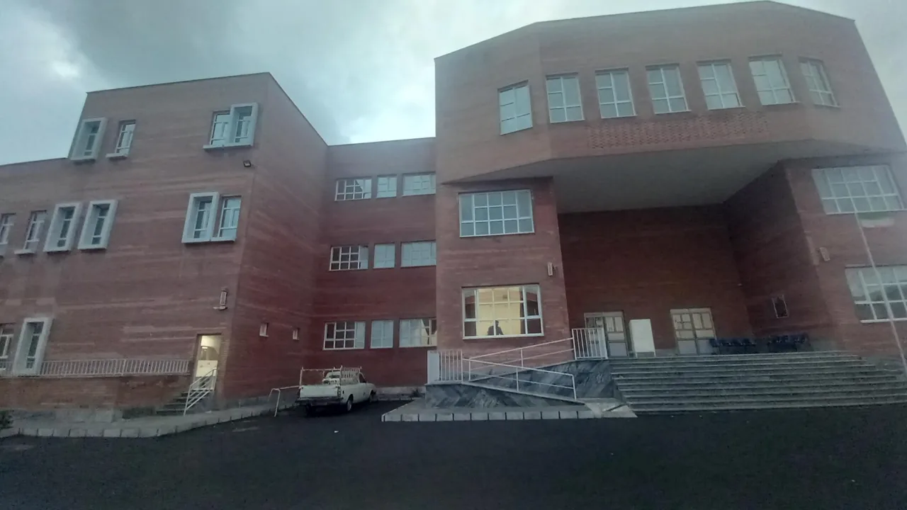 هنرستان فنی طالقانی - تصویر 3