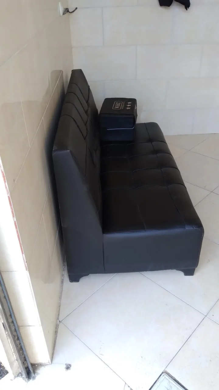 آرایشگاه مردانه موکارلو