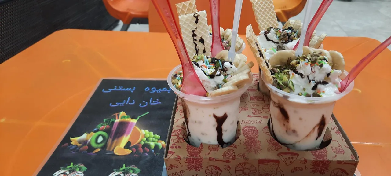 کافه آبمیوه و بستنی خان دایی - تصویر 4