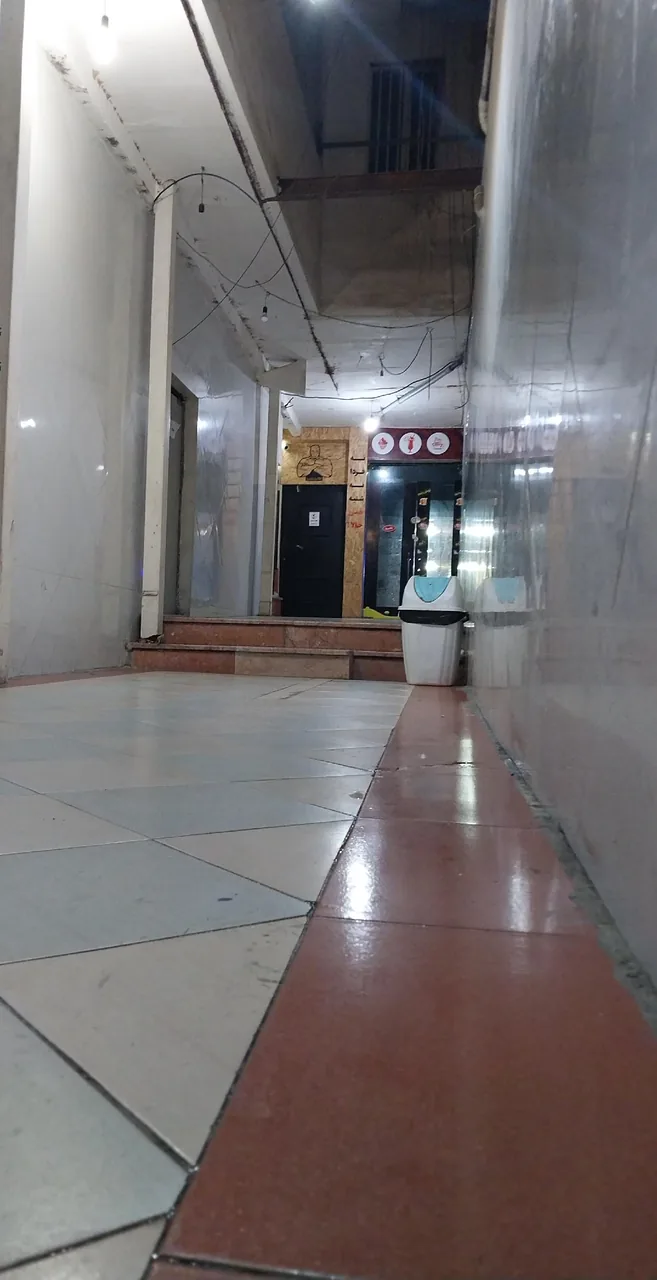 کافه لندن - تصویر 5