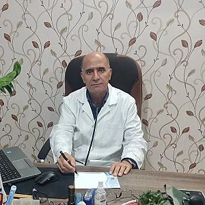 دکتر علی عباسی