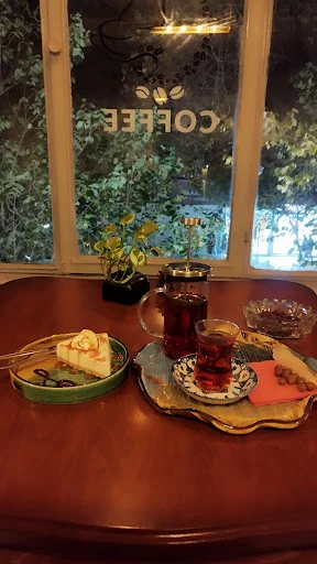 کافه لانه - تصویر 2