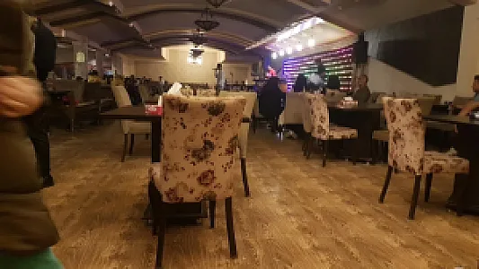 رستوران سنتی پاسارگاد