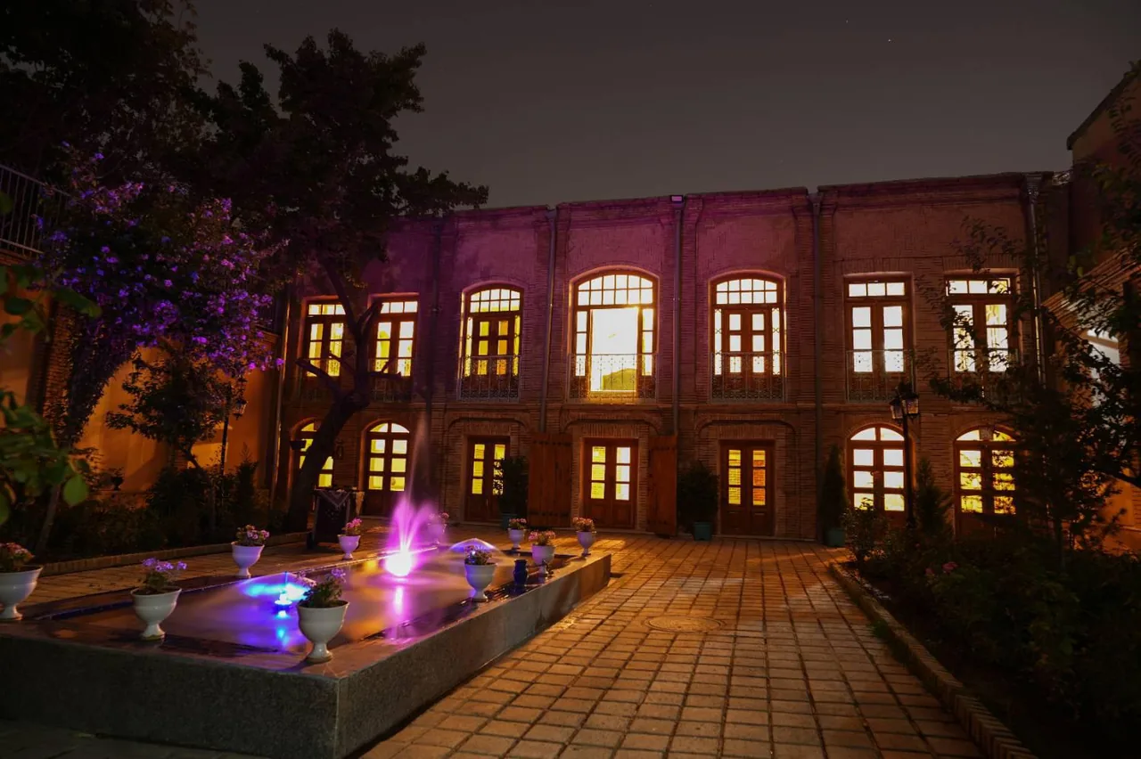 بوتیک هتل سنتی آوا - تصویر 6