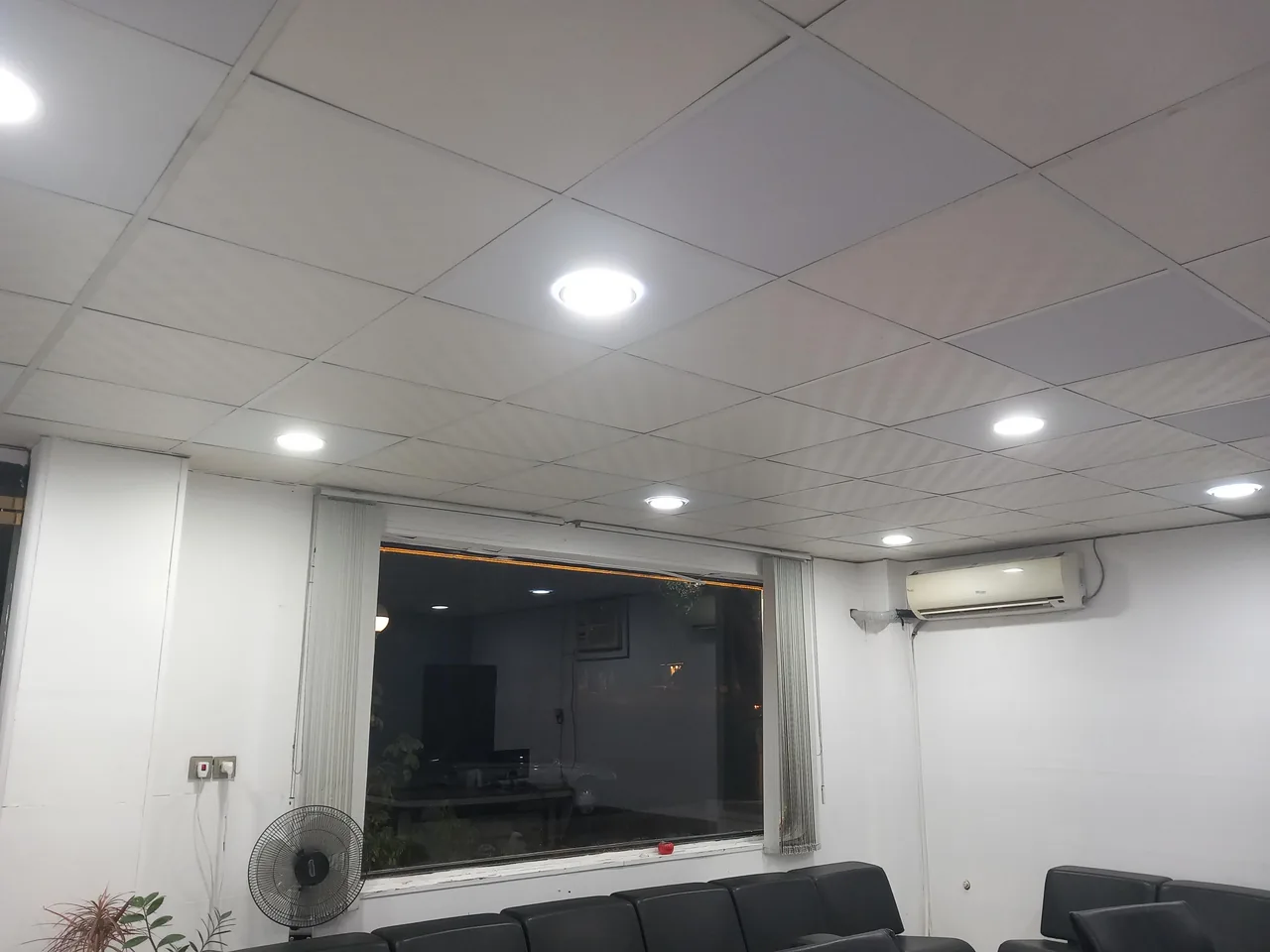 مشاور املاک کاخ لوکس - تصویر 2