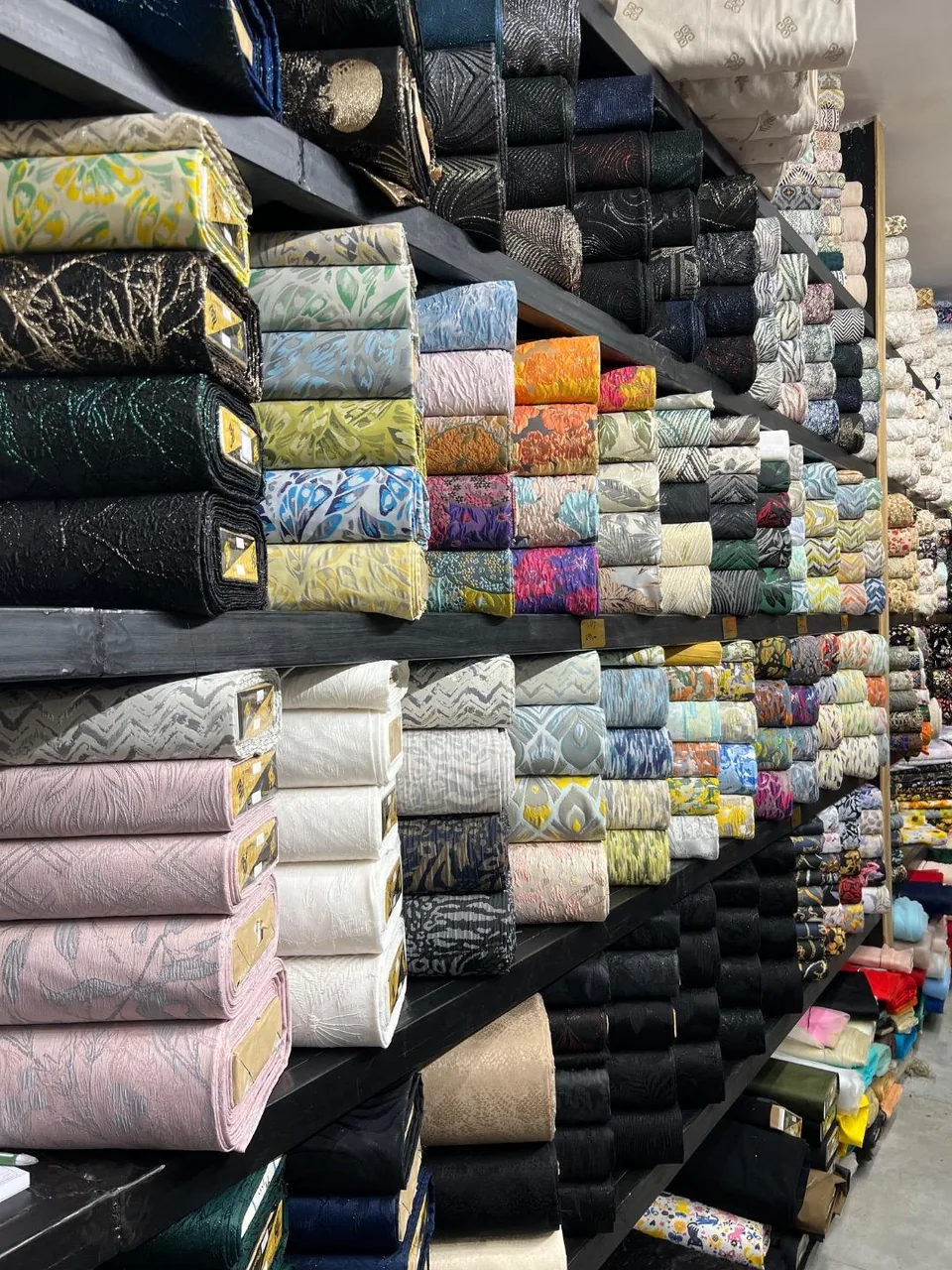 پارچه سرای رضایی - تصویر 4
