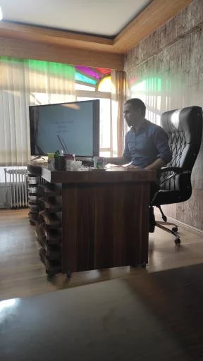 مشاور کسب‌وکار علی سلیمان‌پور