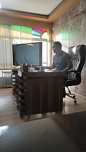 مشاور کسب‌وکار علی سلیمان‌پور