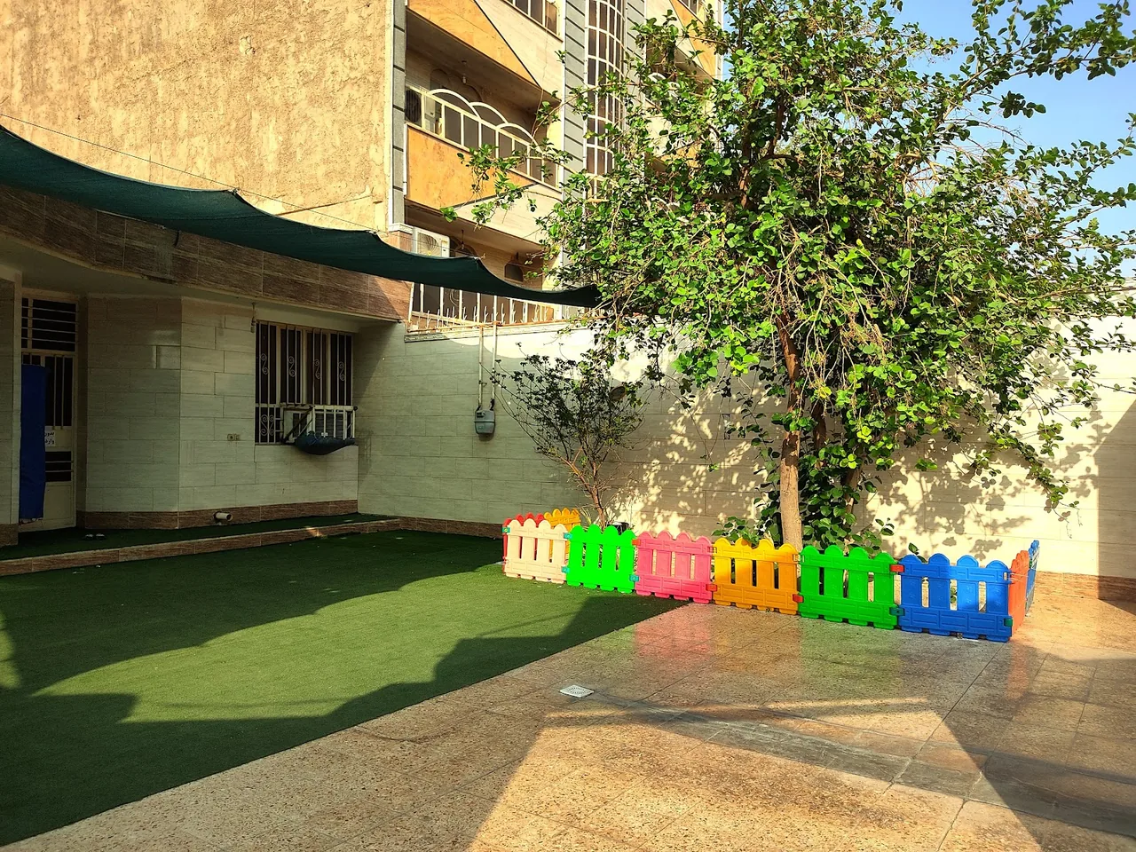 دبستان دخترانه اقبال نخبگان غیردولتی - تصویر 3