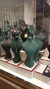 طلاجات جوان