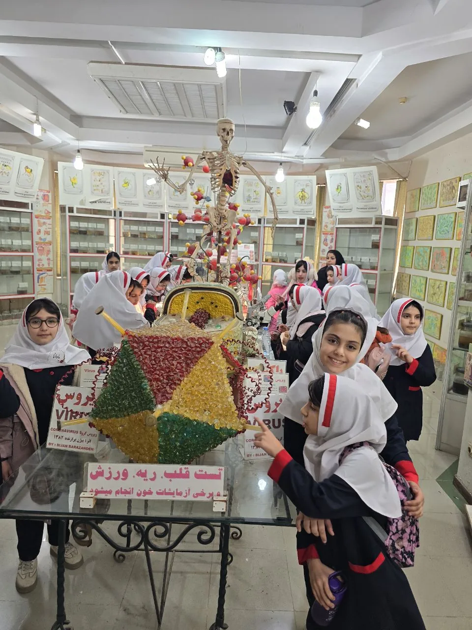 دبستان و پیش دبستان دخترانه ی مهر ماندگار