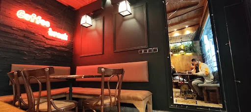 کافه پامفیلیا