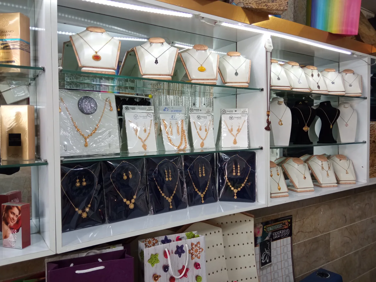 عطر و بدلیجات ماندگار - تصویر 3