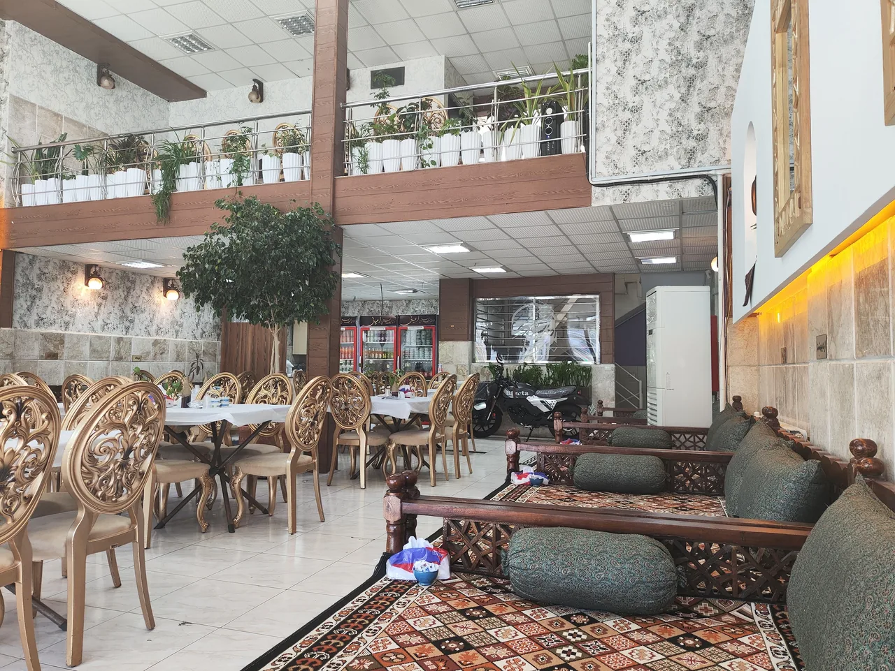 رستوران اعیانی - تصویر 4