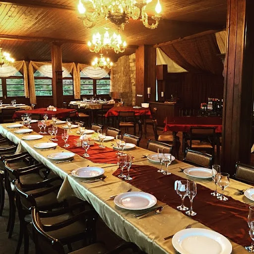 رستوران باداس