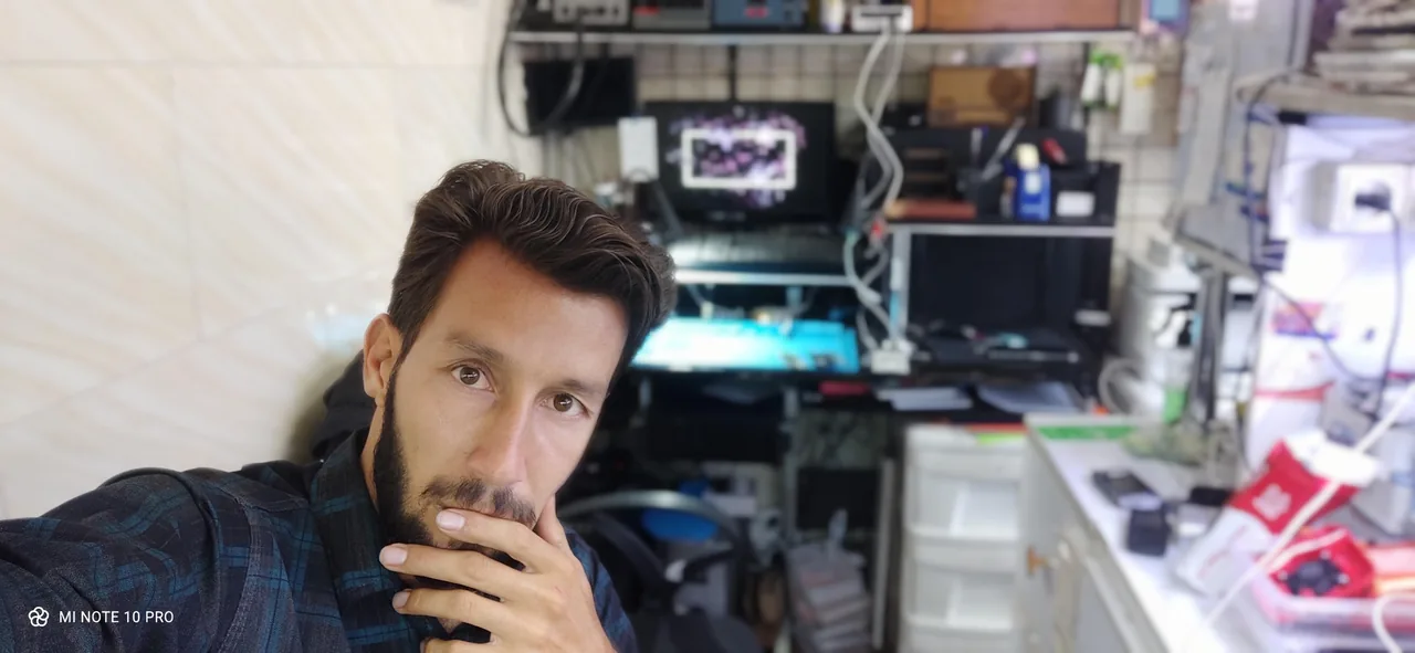 موبایل فروشی میرزایی