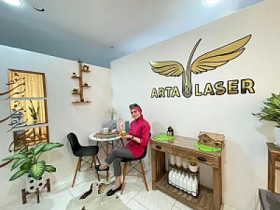 کلینیک لیزر،خانم آرتا