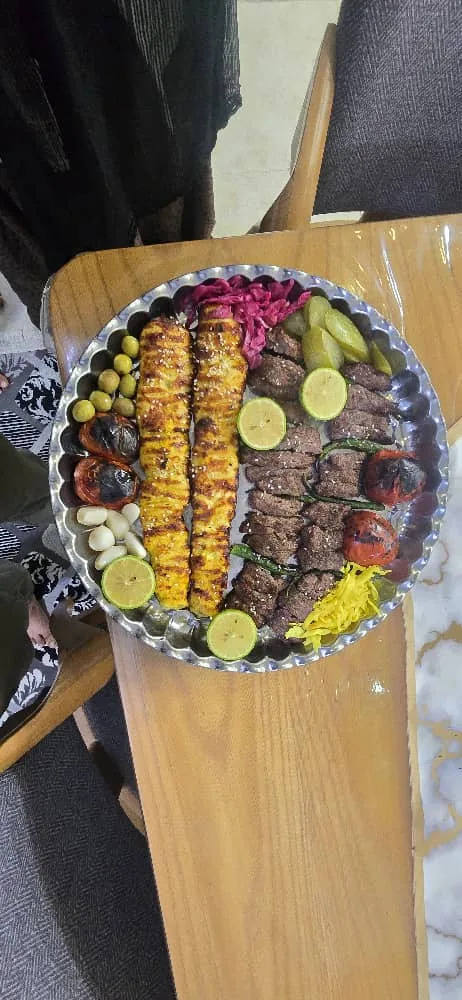 رستوران  و بیرون بر مانا - تصویر 4