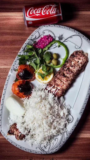 رستوران داملا