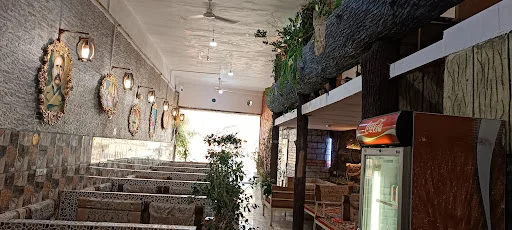 رستوران داملا