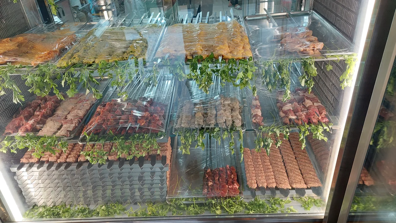 چلو کبابی خاقان