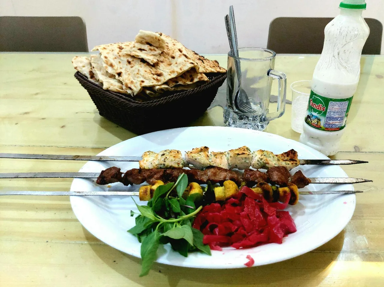 کبابی و کله پزی عمو سعید - تصویر 3