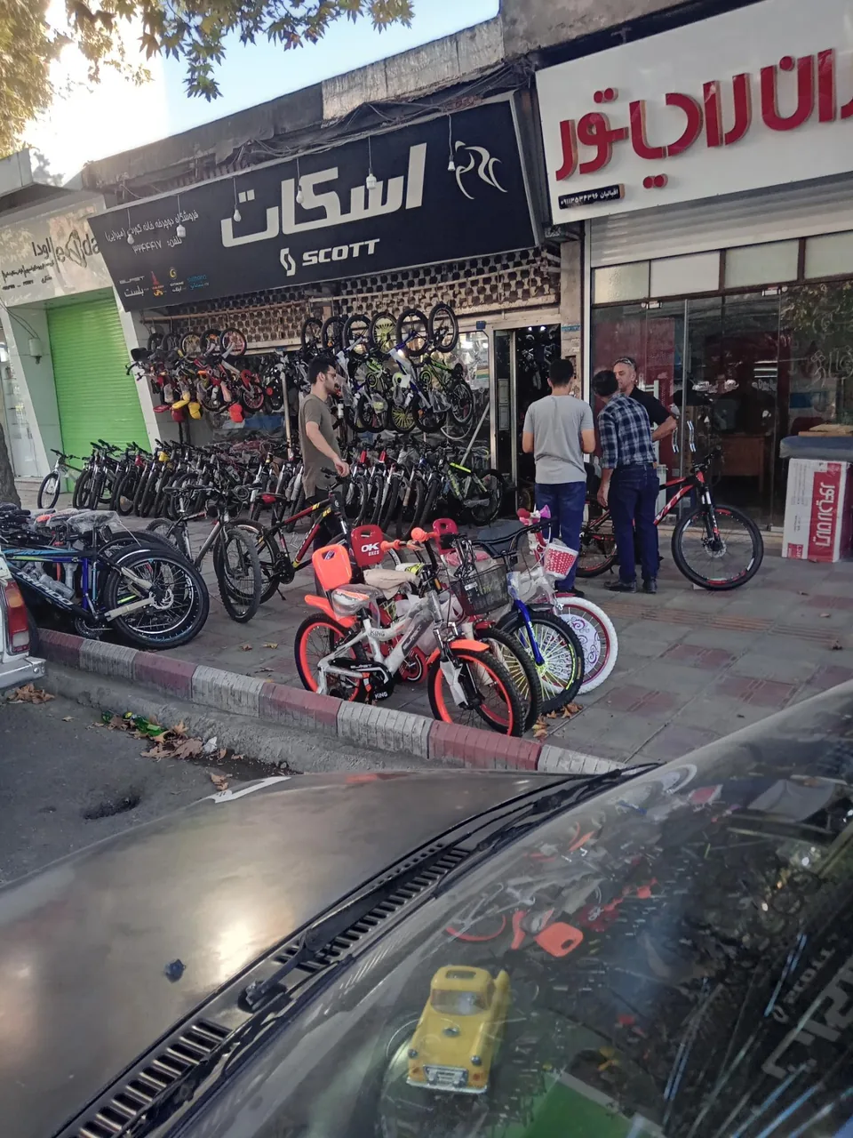 فروشگاه دوچرخه خانه کورس