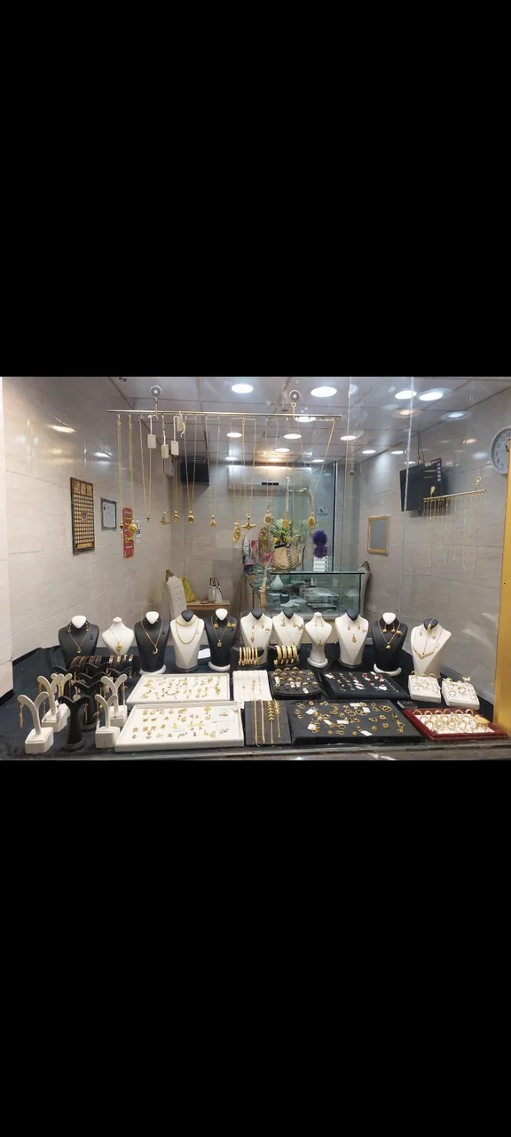 گالری طلای بیتا مکوندی