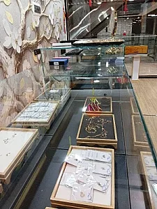 گالری و طلاسازی شادا
