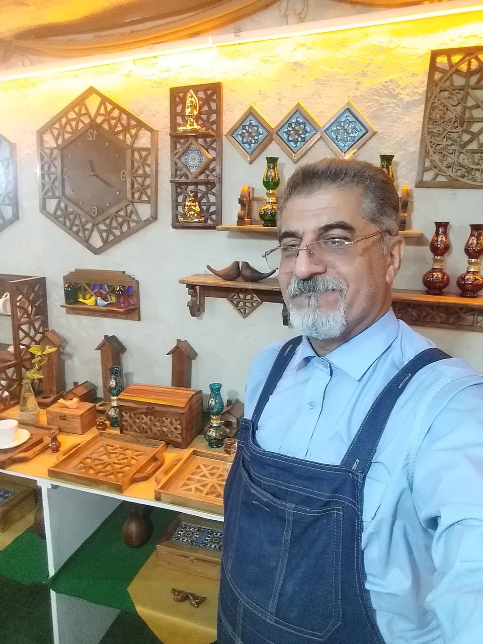 کارگاه و فروشگاه لوازم چوبی رومو وود - تصویر 4