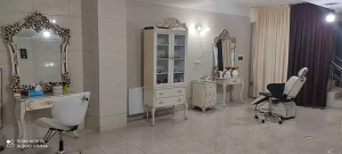 سالن زیبایی جلوه