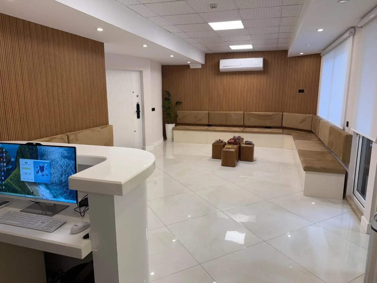 کلینیک رادیولوژی و سونوگرافی دکتر دانیال دهبندی - تصویر 3