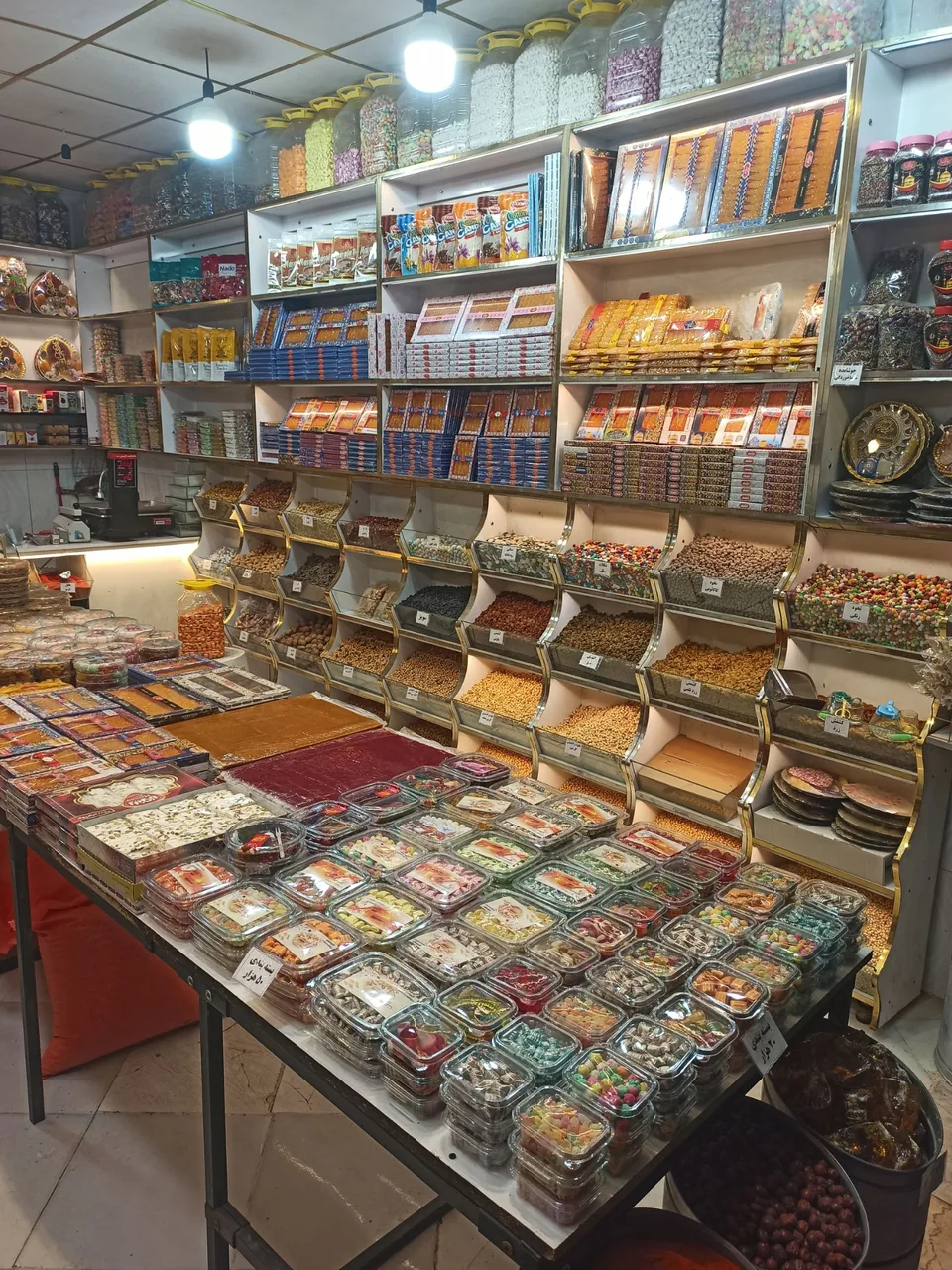 عطاری نور الرضا زعفران اکبری