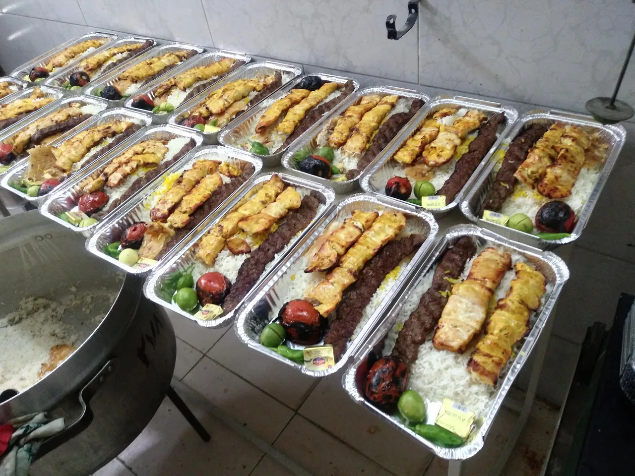کبابی وغذاپزی زمانی - تصویر 2