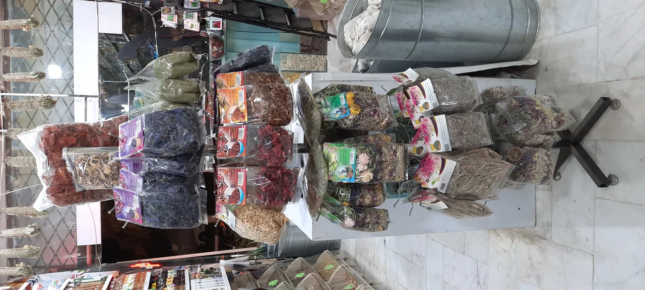 عطاری برگ بو - تصویر 2