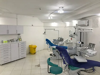 کلینیک داندان پزشکی یاقوت