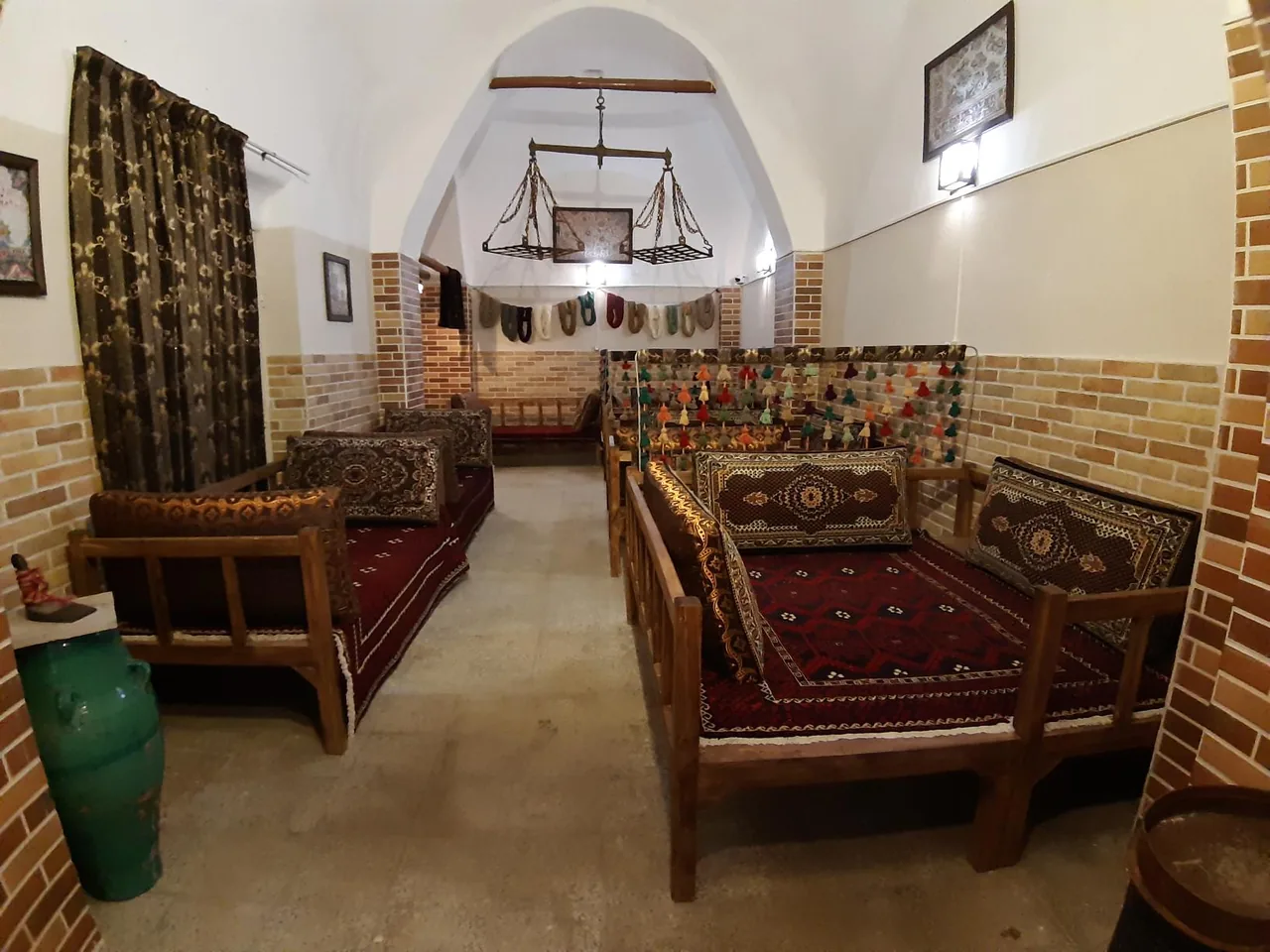 سرای سنتی دالون